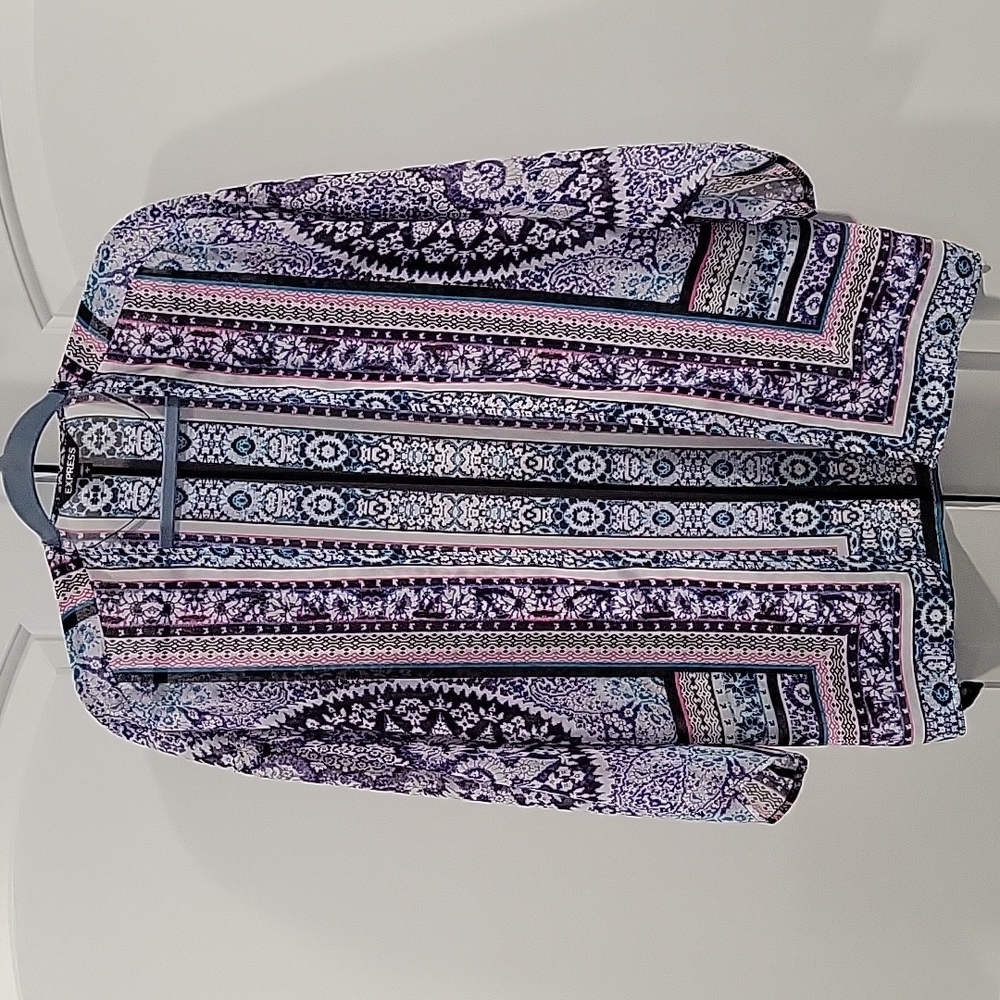 Express Abstract Ikat Print Open Blouse - image 2